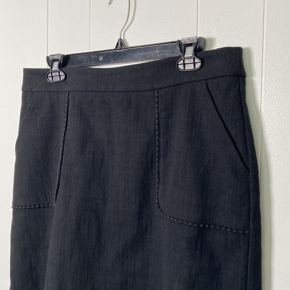 Black Mini Skirt with Cute Pockets - Picture 5 of 6